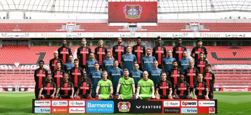 Bayer Leverkusen vô địch Bundesliga