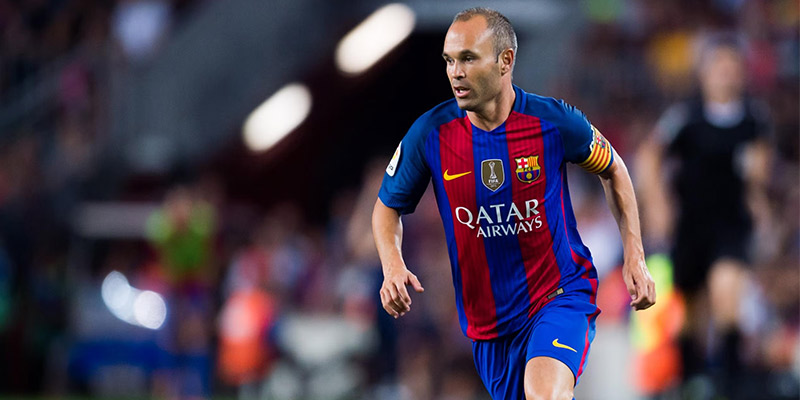 Càu thủ nhiều danh hiệu Iniesta