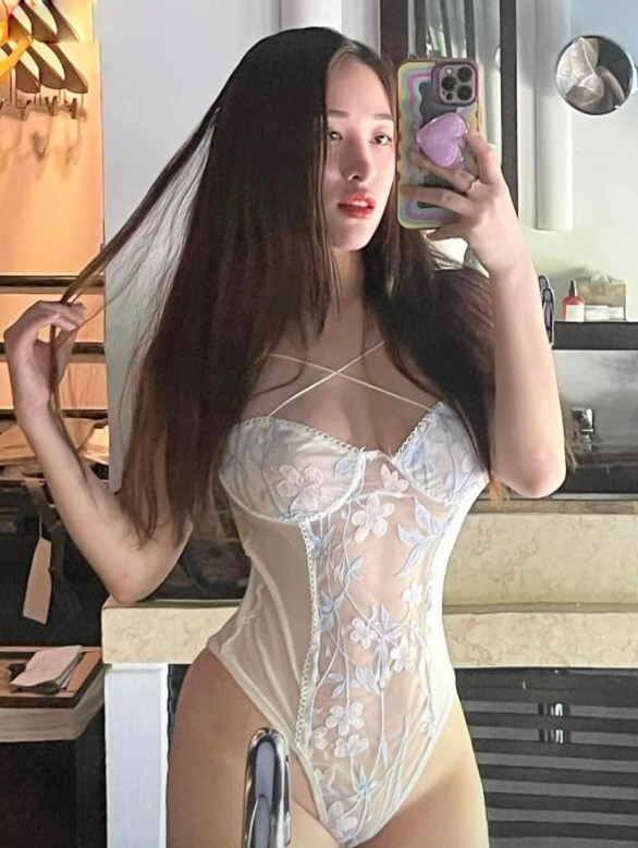 Đồ ngủ phong cách sexy của Diễm My