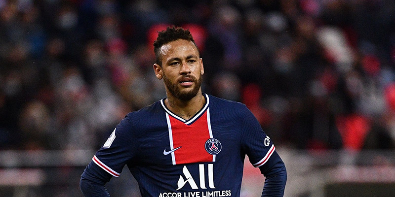 Neymar lạc lõng tại PSG